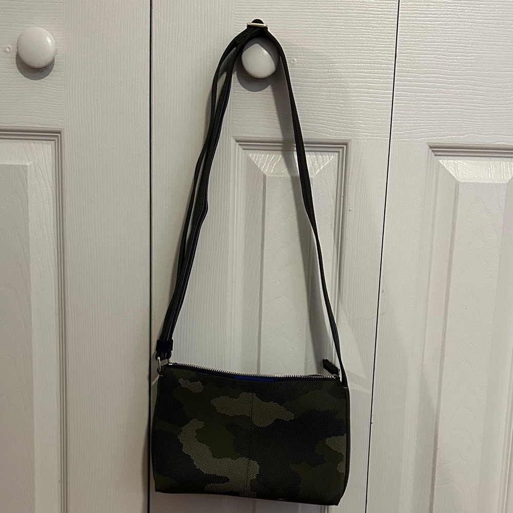 Rothy’s Casual Crossbody: Camouflage